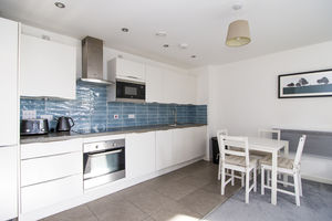 Photo 16- click for photo gallery